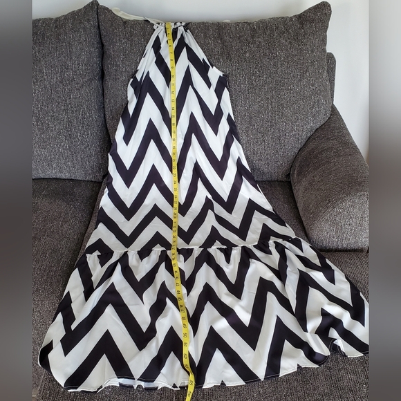Maxi Dress Medium Black/White - Picture 2 of 4